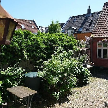 Quiet Room With A Lovely View Arhus Bagian luar foto
