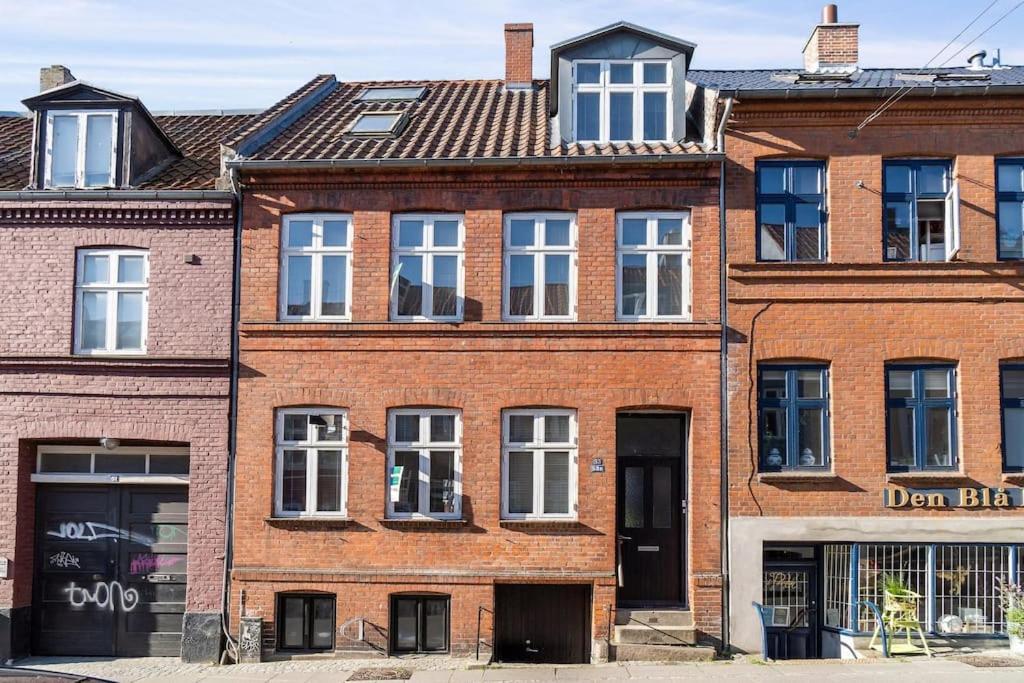 Quiet Room With A Lovely View Arhus Bagian luar foto